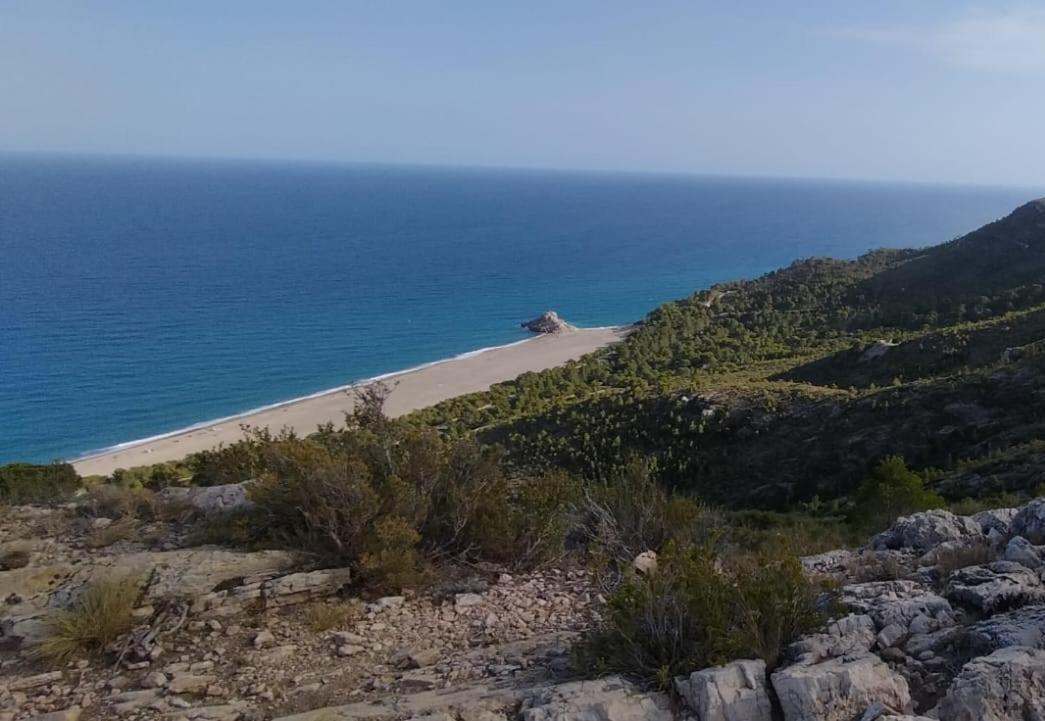 1ª Linea Reformado Y Frente Al Puerto Deportivo Firmamos Contrato Si El Cliente Lo Solicita Aunque Es Necesario Hacer La Reserva Para Poder Comunicarse Hospitalet De L'Infant Exterior foto